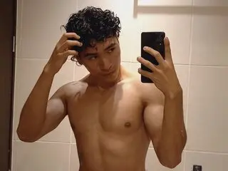 NoahJhoness's Hot Anal
