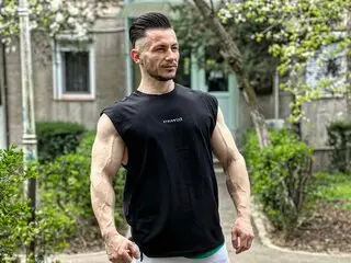 PumpIron's Hot Anal