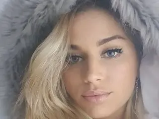 Alisia's Hot Anal